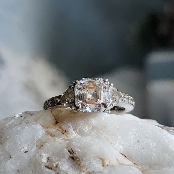 Sterling Silver 925 Ring Classic Setting White Topaz Crystals - Picture 1 of 12